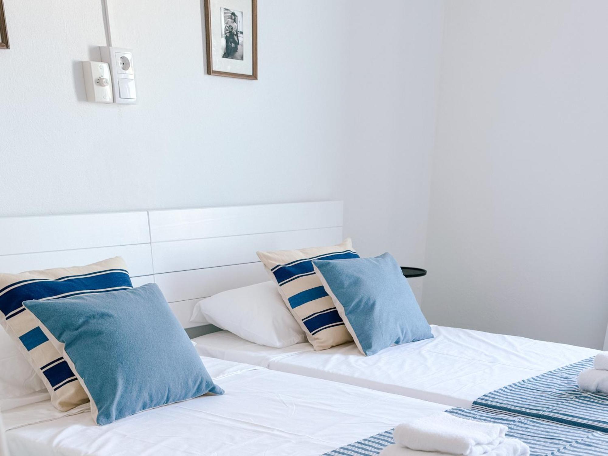 Hostal Sa Roqueta Mahon Eksteriør billede