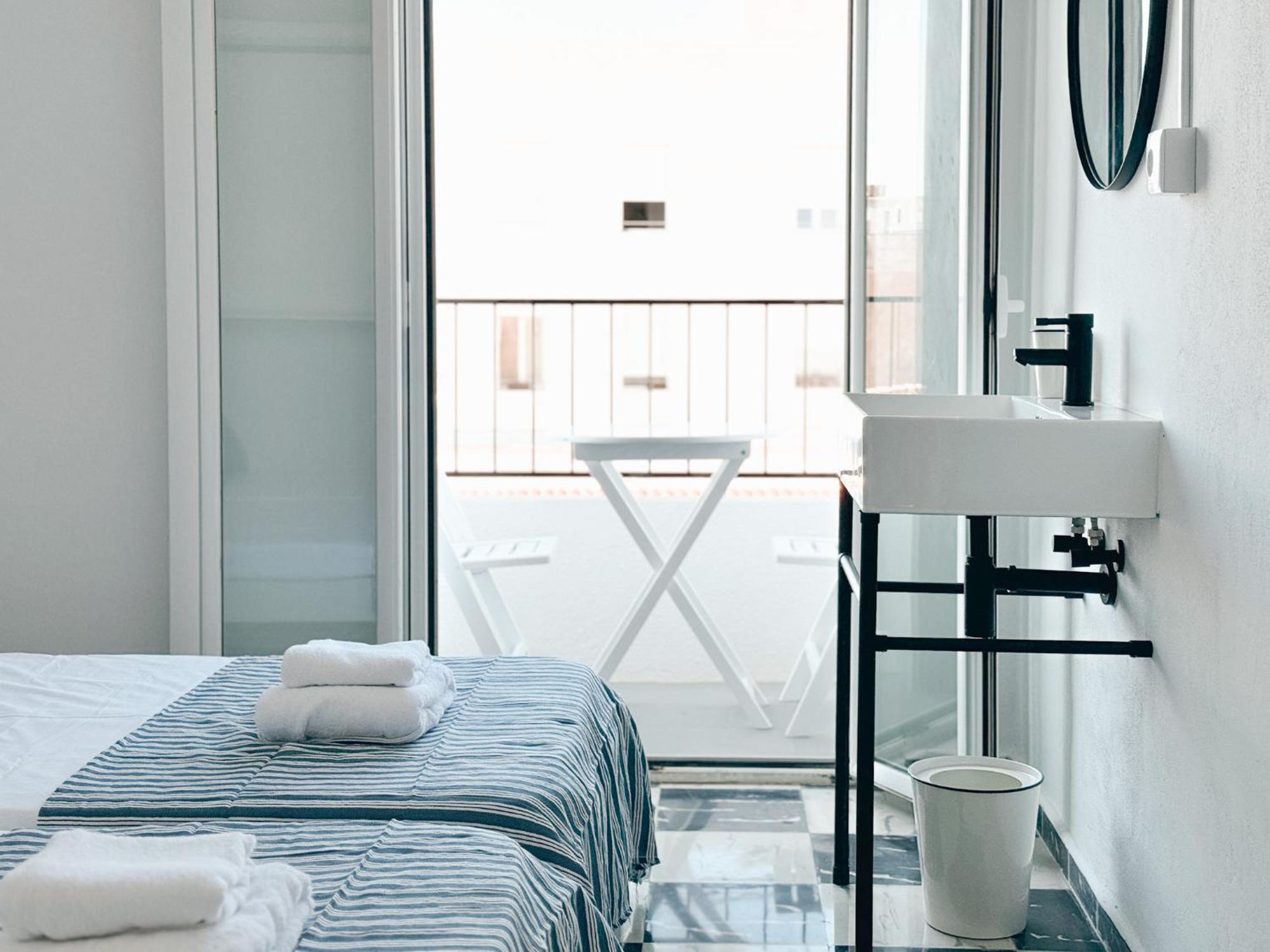 Hostal Sa Roqueta Mahon Eksteriør billede