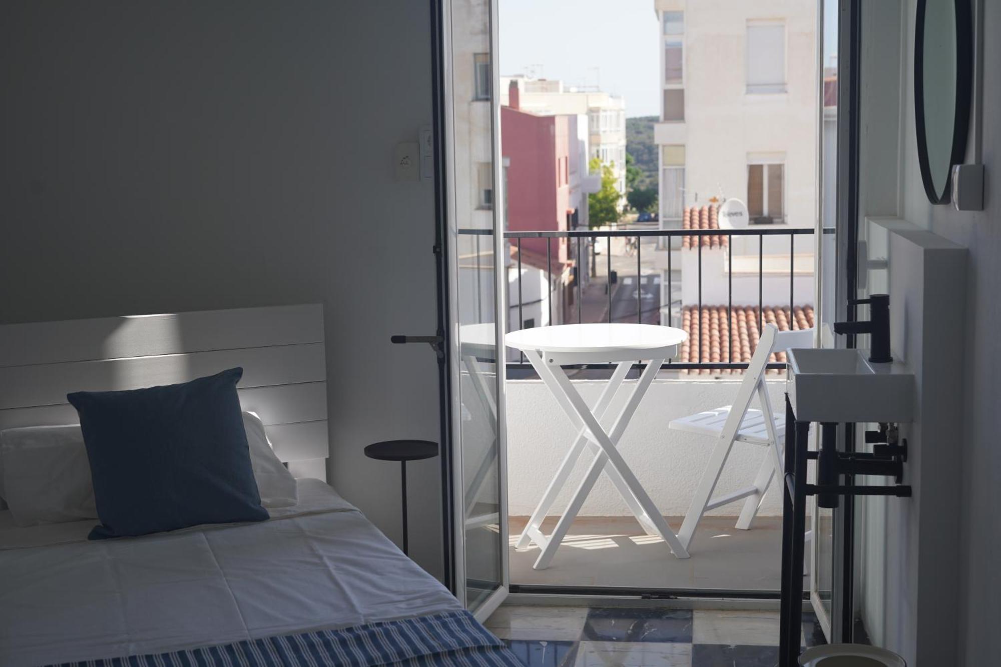 Hostal Sa Roqueta Mahon Eksteriør billede
